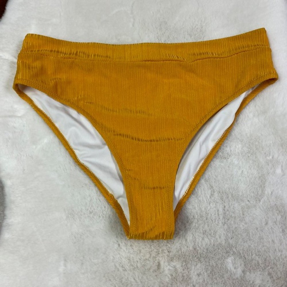 Cupshe Yellow Ribbed Keyhole Bikini Set - Picture 6 of 13